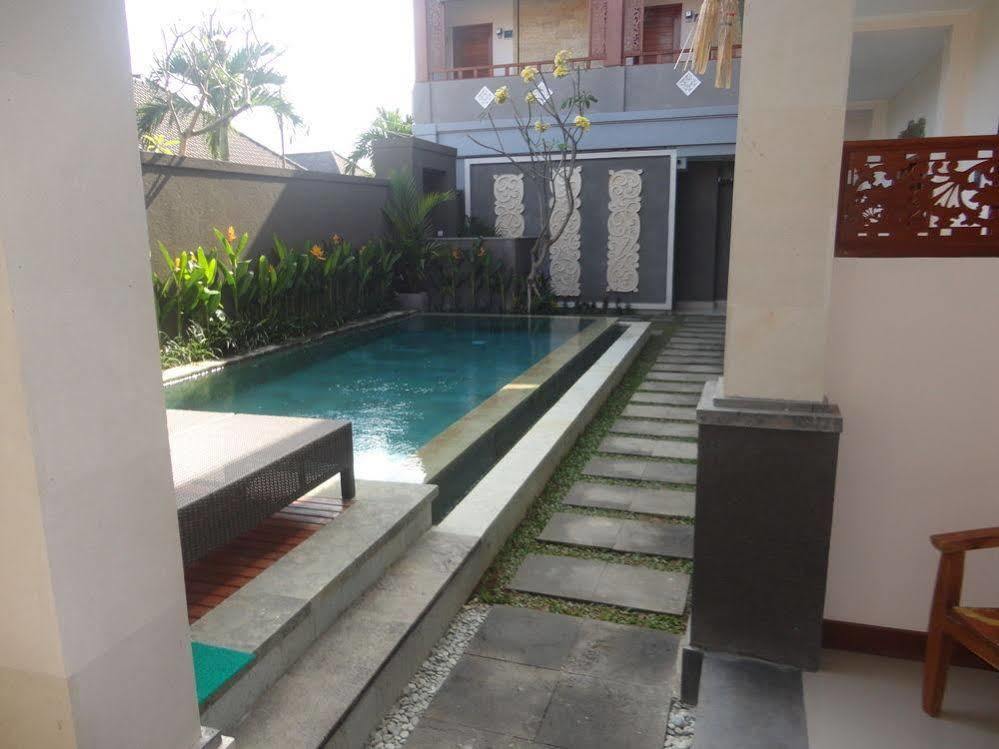 Md Guesthouse By Best Deals Asia Hospitality Seminyak  Bagian luar foto