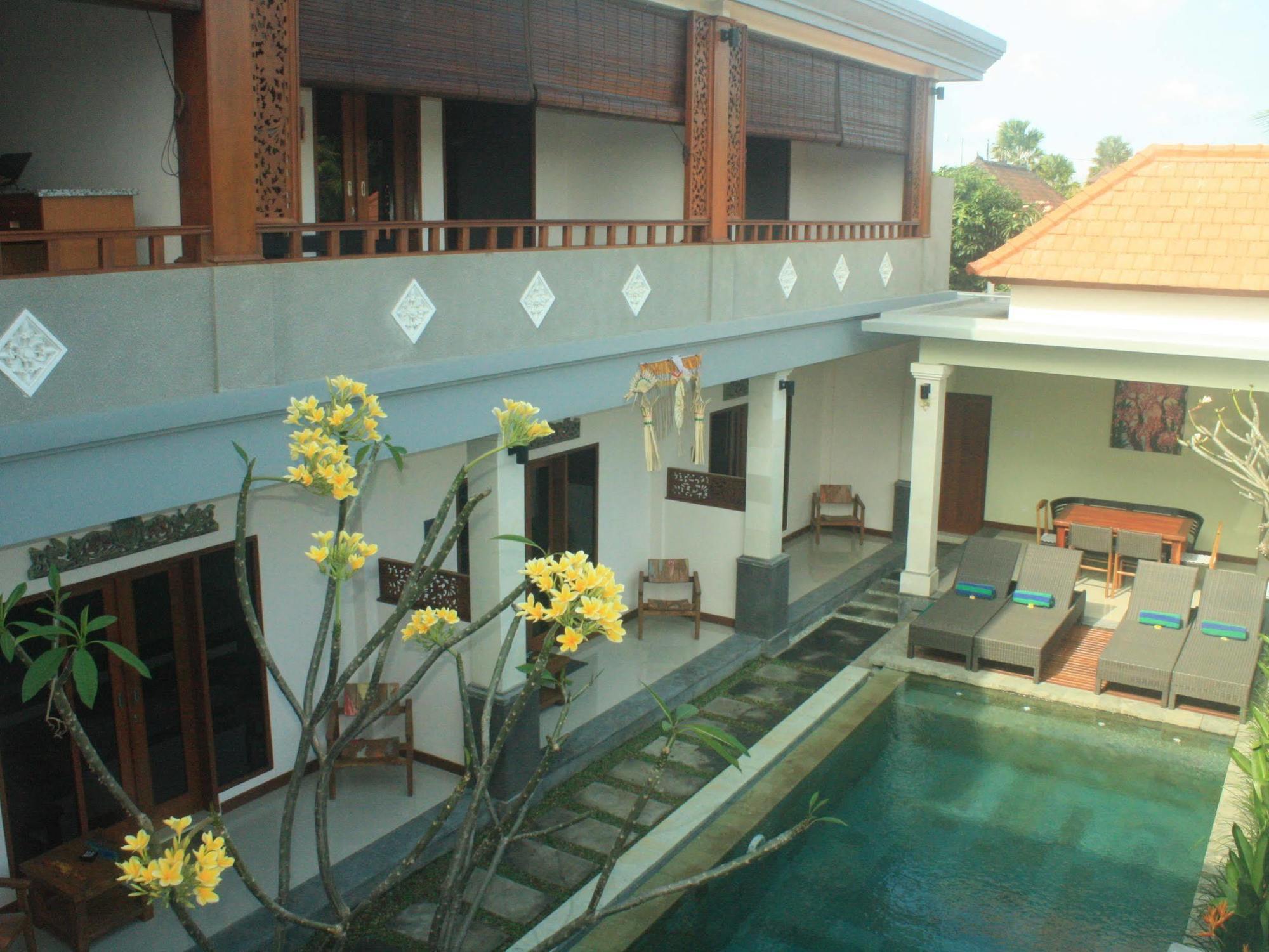 Md Guesthouse By Best Deals Asia Hospitality Seminyak  Bagian luar foto
