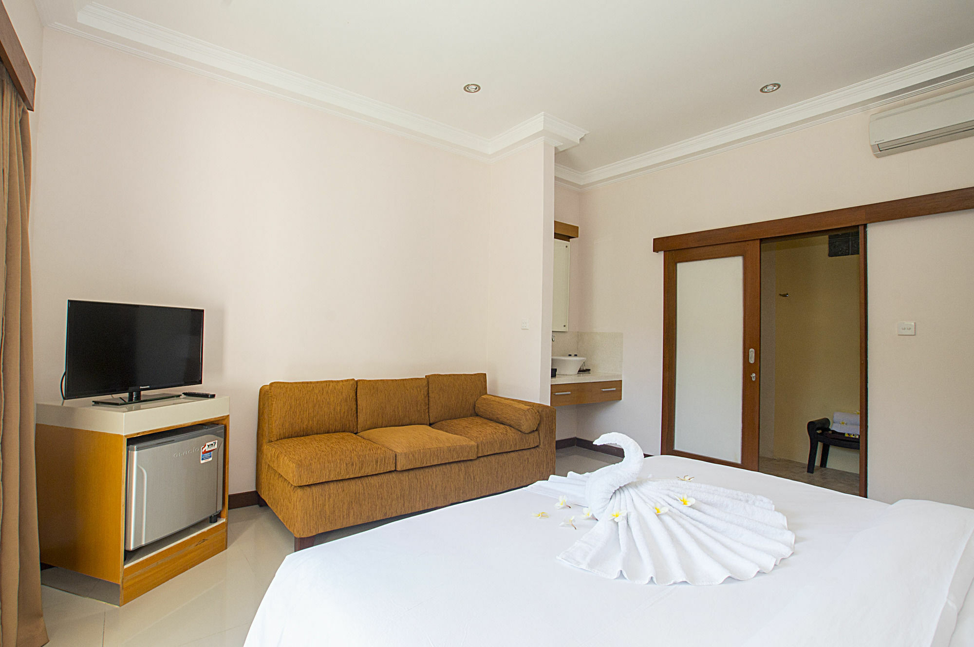 Md Guesthouse By Best Deals Asia Hospitality Seminyak  Bagian luar foto