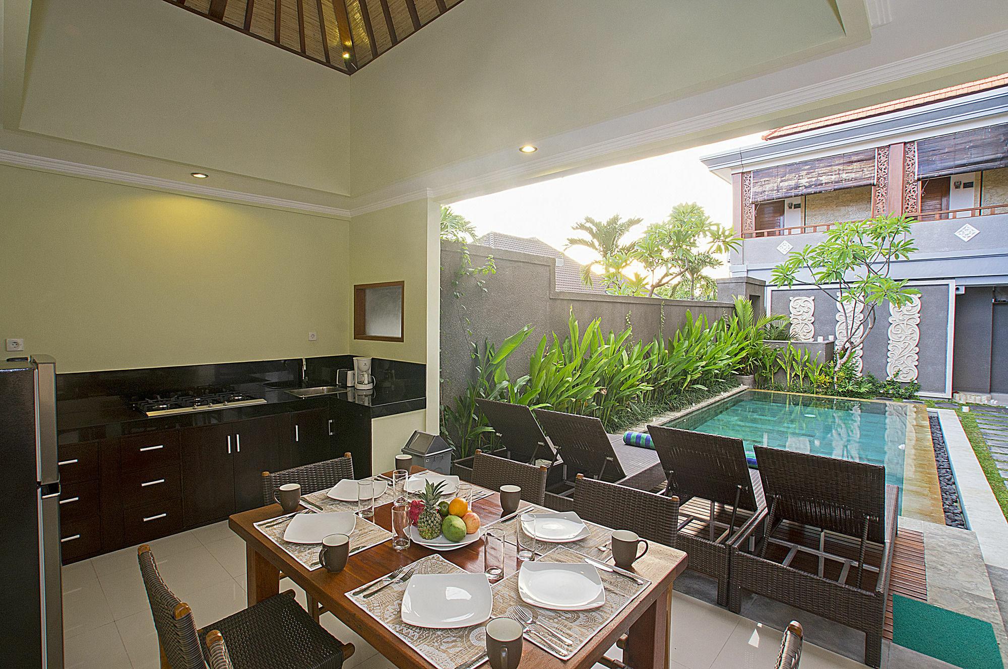 Md Guesthouse By Best Deals Asia Hospitality Seminyak  Bagian luar foto