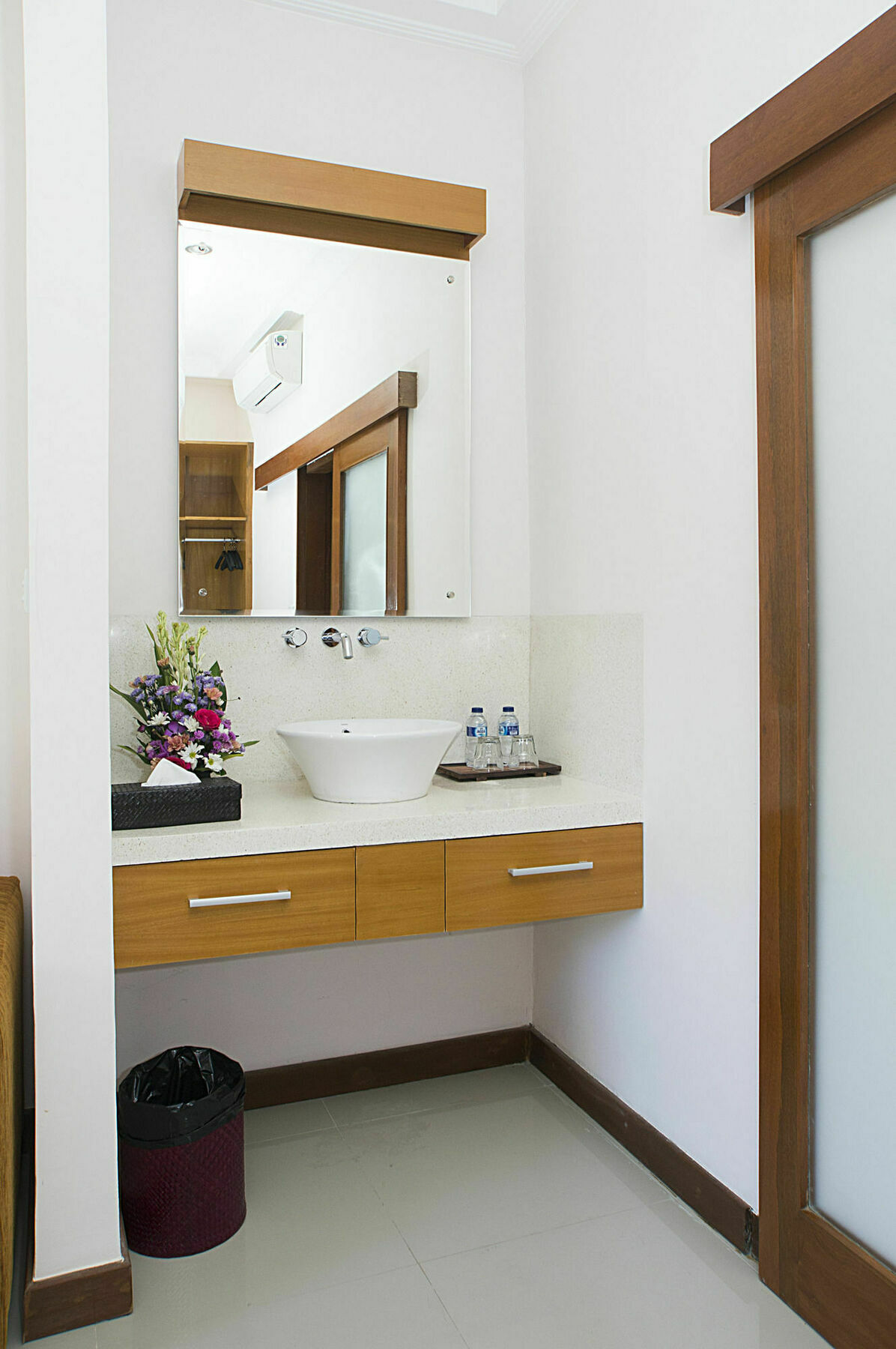 Md Guesthouse By Best Deals Asia Hospitality Seminyak  Bagian luar foto